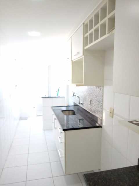 Apartamento à venda com 2 quartos, 70m² - Foto 15