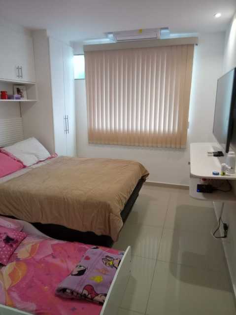 Apartamento à venda com 2 quartos, 75m² - Foto 13