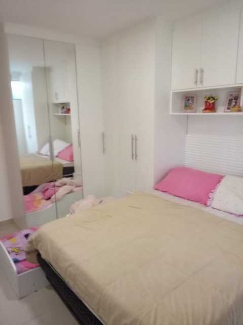 Apartamento à venda com 2 quartos, 75m² - Foto 14