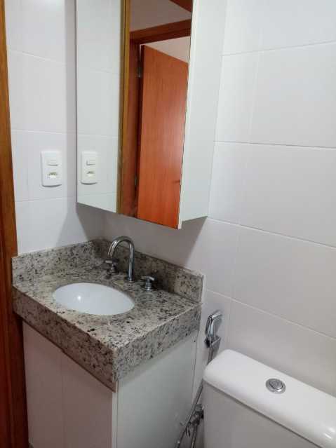 Apartamento à venda com 2 quartos, 75m² - Foto 19