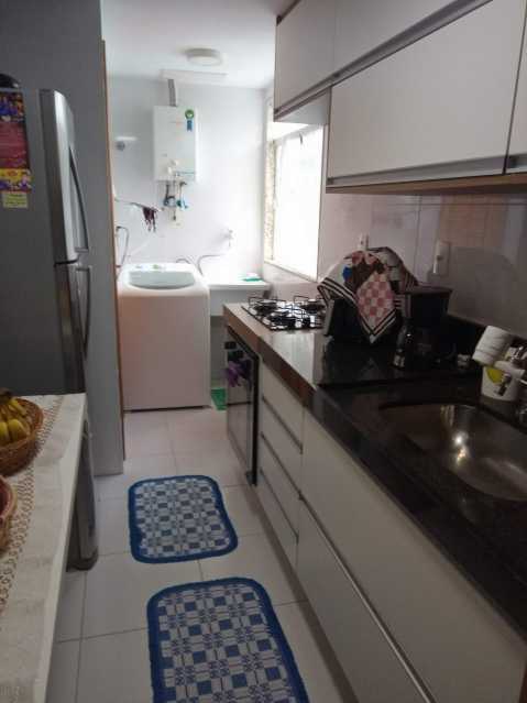 Apartamento à venda com 2 quartos, 75m² - Foto 21