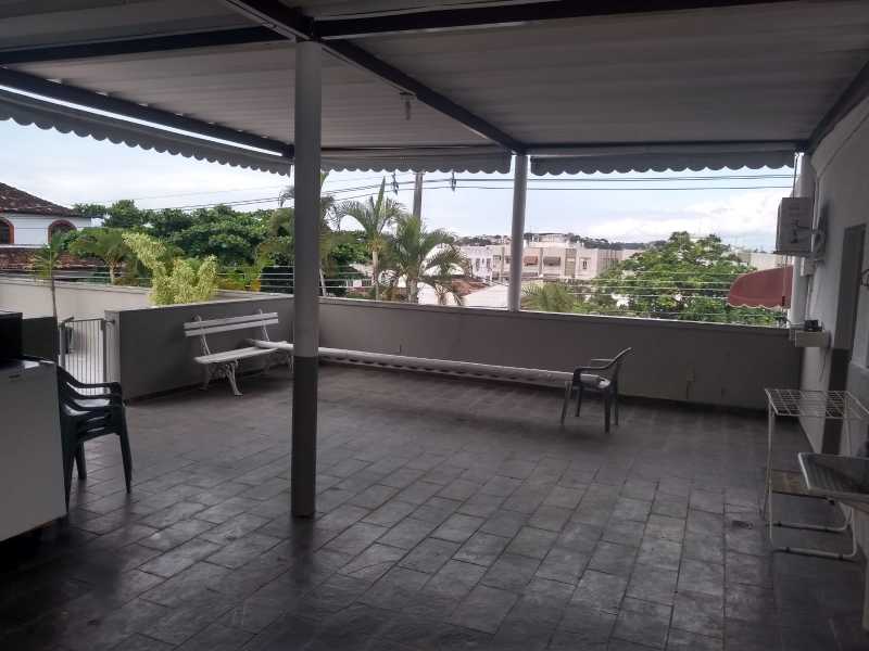 Casa à venda com 3 quartos, 200m² - Foto 24