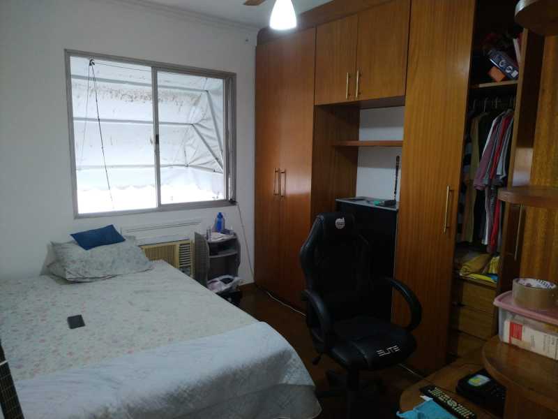 Apartamento à venda com 2 quartos, 70m² - Foto 7