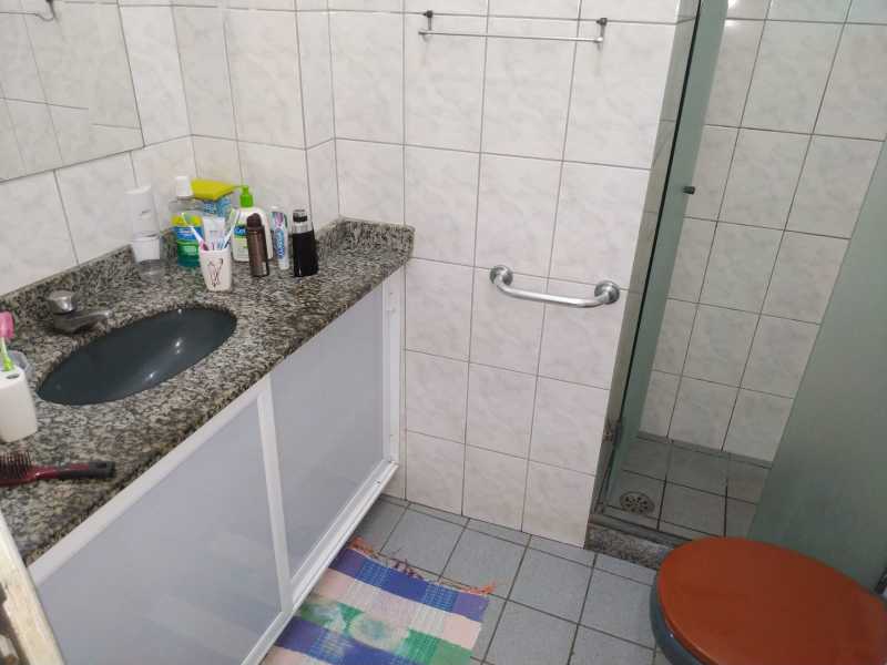 Apartamento à venda com 2 quartos, 70m² - Foto 9