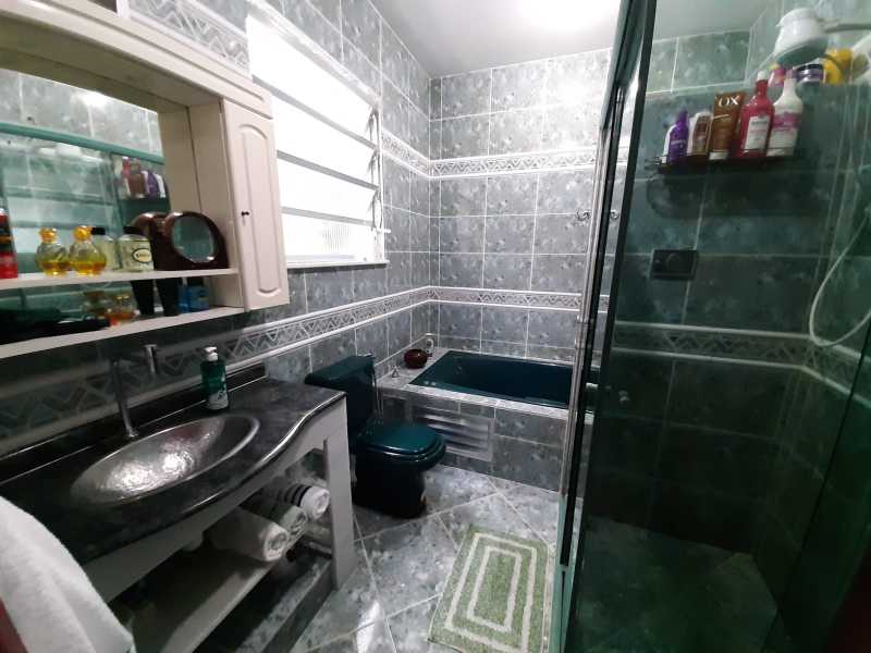 Casa de Condomínio à venda com 3 quartos, 184m² - Foto 18