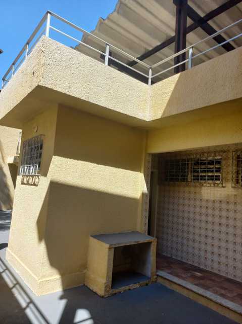 Casa à venda com 3 quartos, 196m² - Foto 8