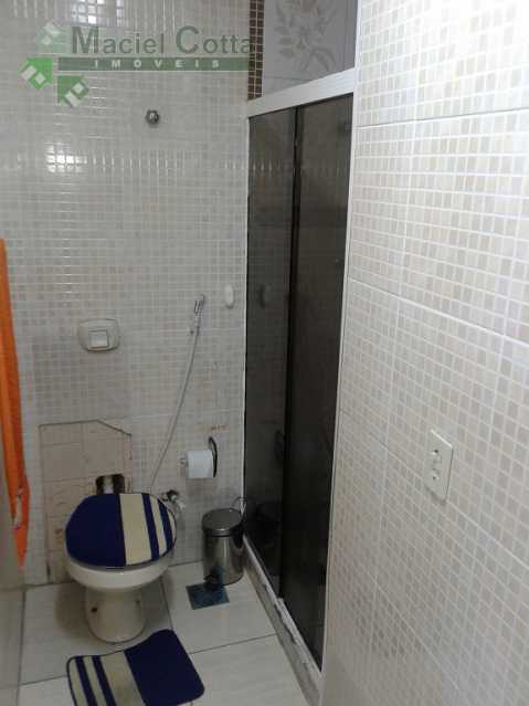 Apartamento à venda com 2 quartos, 70m² - Foto 8