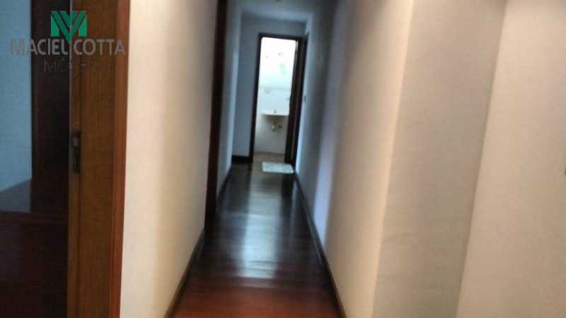 Apartamento à venda com 3 quartos, 176m² - Foto 5