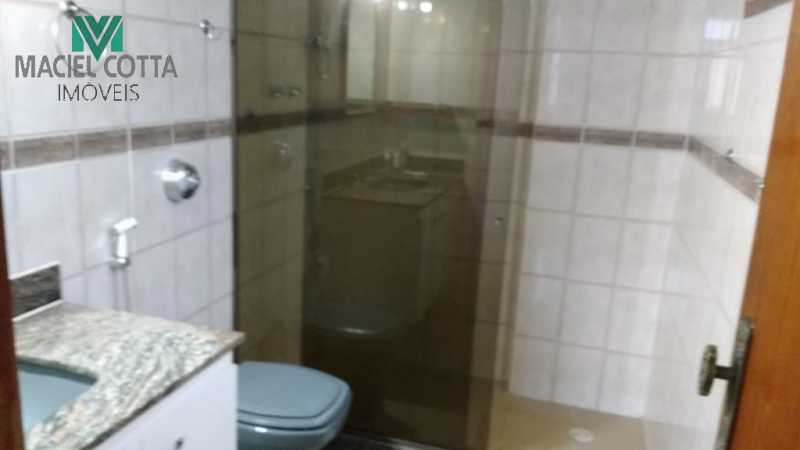 Apartamento à venda com 3 quartos, 176m² - Foto 12