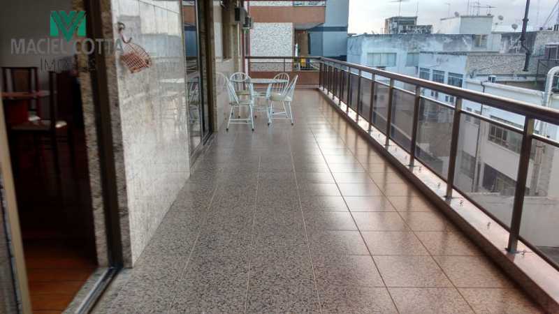 Apartamento à venda com 3 quartos, 176m² - Foto 23