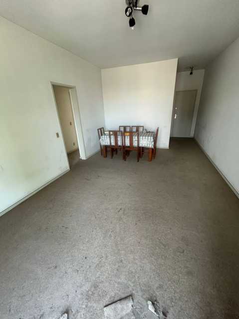 Apartamento para alugar com 2 quartos, 70m² - Foto 5