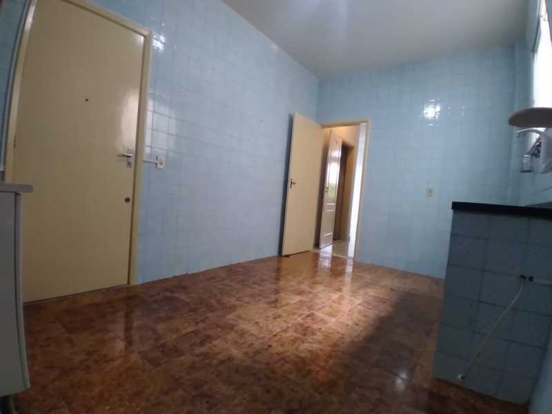 Apartamento à venda com 2 quartos, 66m² - Foto 10