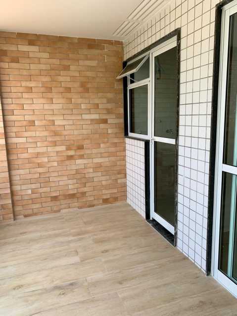 Apartamento à venda com 2 quartos, 60m² - Foto 2