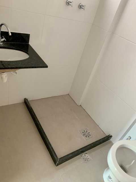 Apartamento à venda com 2 quartos, 60m² - Foto 9