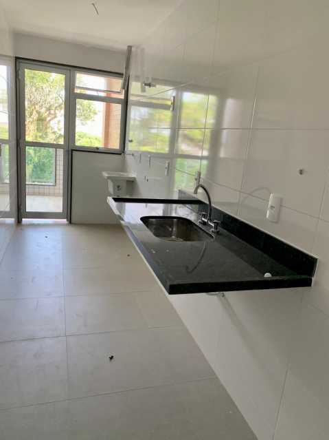 Apartamento à venda com 2 quartos, 60m² - Foto 10