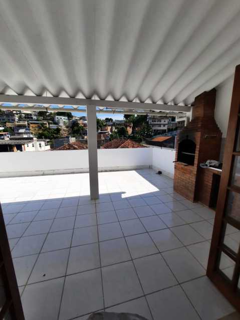 Cobertura à venda com 2 quartos, 130m² - Foto 2