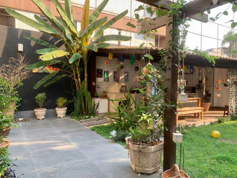 Casa à venda com 6 quartos, 363m² - Foto 6