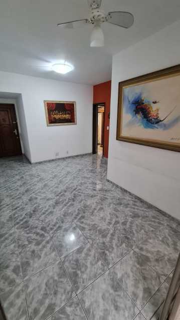 Apartamento à venda com 3 quartos, 91m² - Foto 4