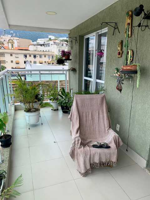 Apartamento à venda com 2 quartos, 50m² - Foto 2