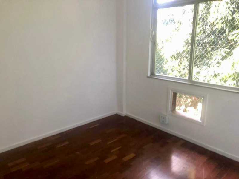 Apartamento à venda com 2 quartos, 95m² - Foto 6