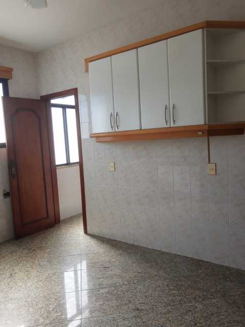 Apartamento à venda com 3 quartos, 120m² - Foto 10