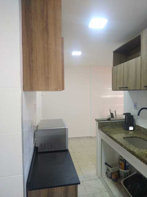 Apartamento à venda com 2 quartos, 45m² - Foto 13