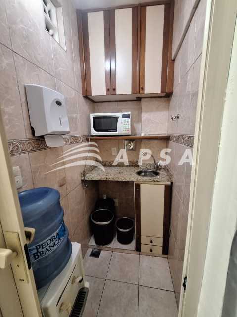 7024_G1740599892.jpg