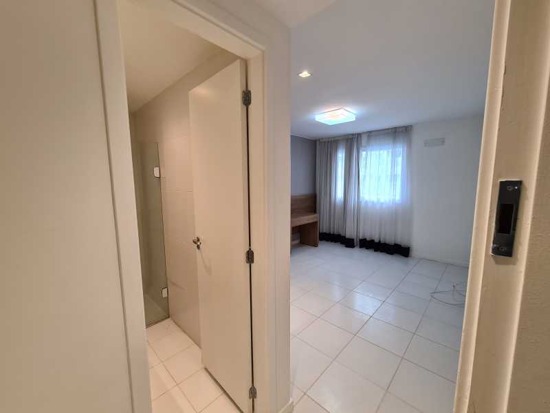 Apartamento à venda com 2 quartos, 63m² - Foto 4