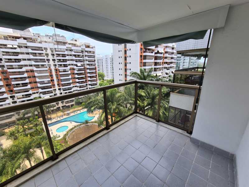 Apartamento à venda com 2 quartos, 70m² - Foto 5