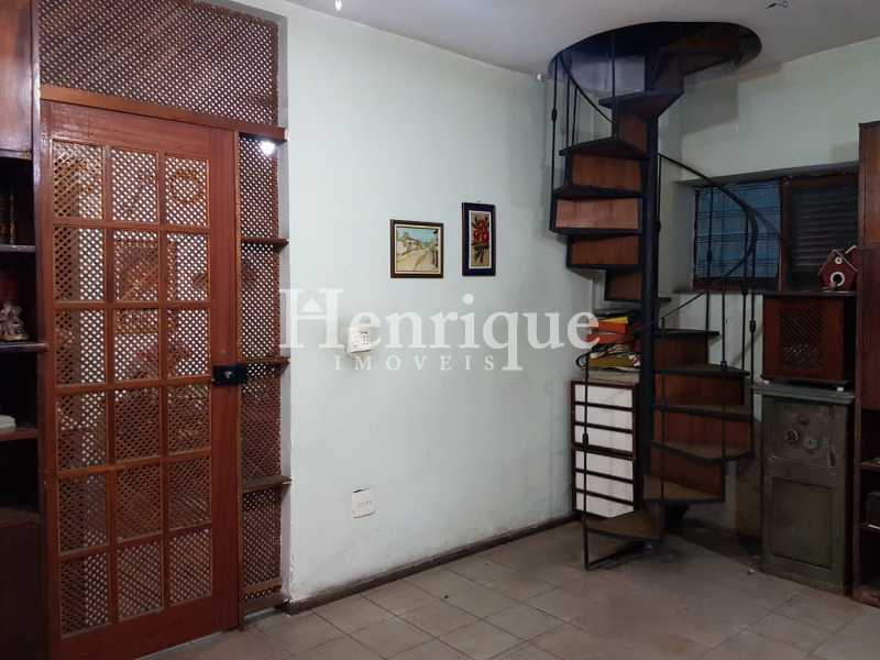 Casa, 8 quartos, 839 m² - Foto 1