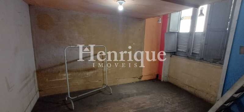 Casa, 6 quartos, 216 m² - Foto 2