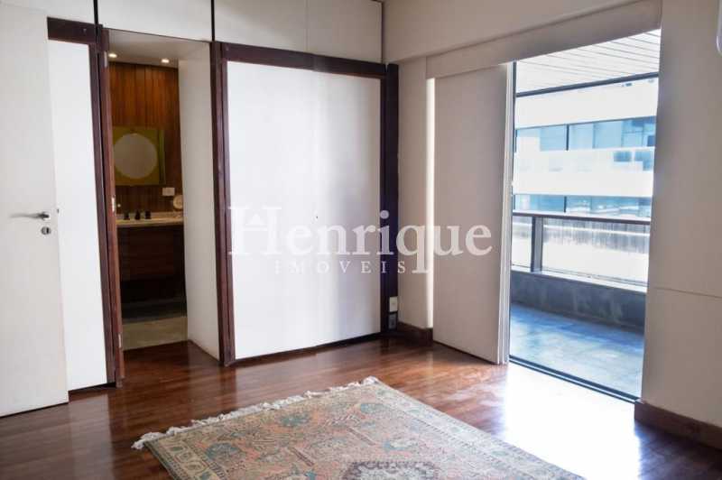 Apartamento, 3 quartos, 260 m² - Foto 9