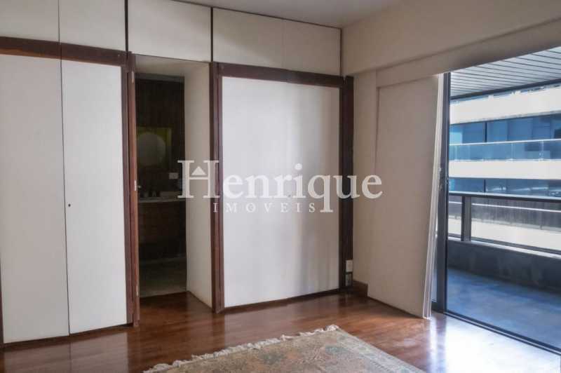Apartamento, 3 quartos, 260 m² - Foto 10
