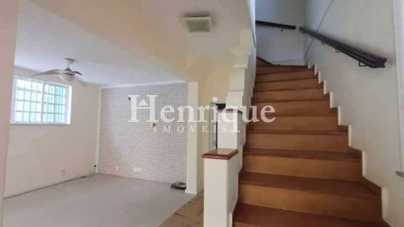 Casa, 4 quartos, 195 m² - Foto 2