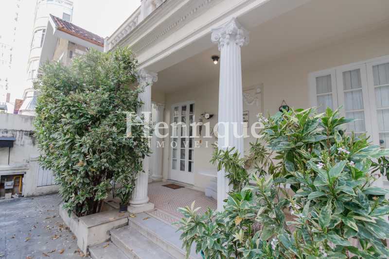 Casa, 7 quartos, 286 m² - Foto 1