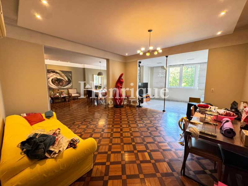 Apartamento, 4 quartos, 319 m² - Foto 1