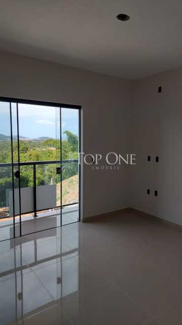 Casa à venda com 2 quartos, 68m² - Foto 4