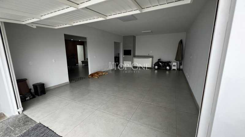 Casa à venda com 3 quartos, 200m² - Foto 21