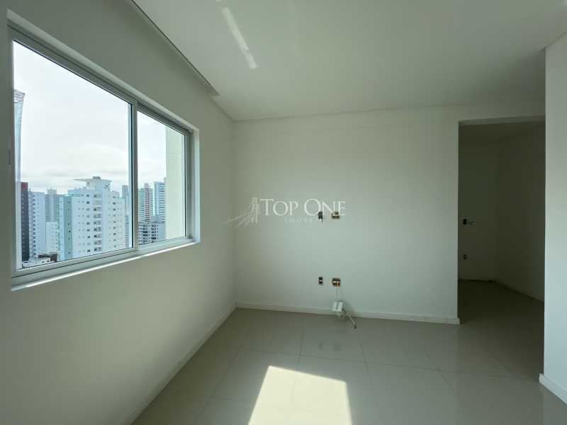 Apartamento à venda com 3 quartos, 115m² - Foto 23