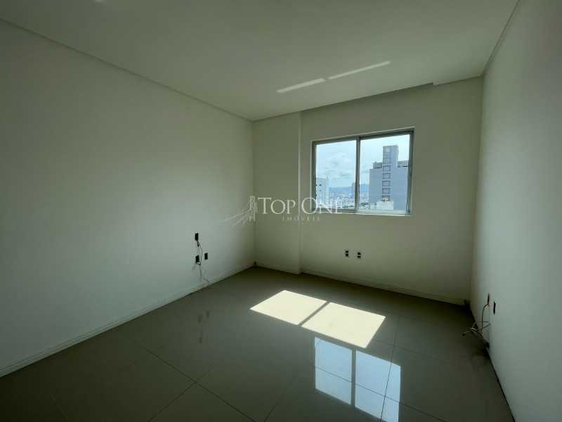 Apartamento à venda com 3 quartos, 115m² - Foto 24