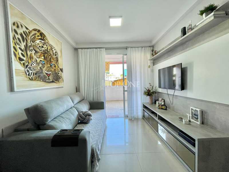 Apartamento à venda com 2 quartos, 86m² - Foto 3
