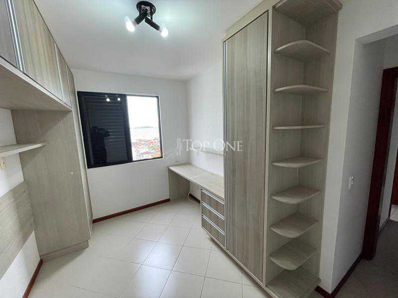 Apartamento à venda com 3 quartos, 116m² - Foto 7