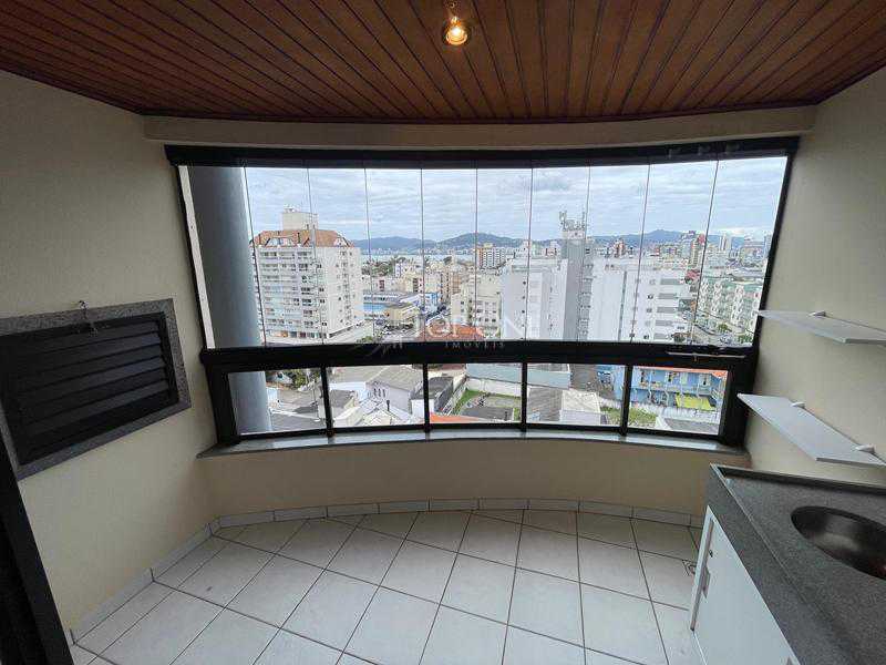 Apartamento à venda com 3 quartos, 116m² - Foto 11