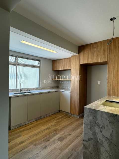 Apartamento à venda com 3 quartos, 97m² - Foto 2