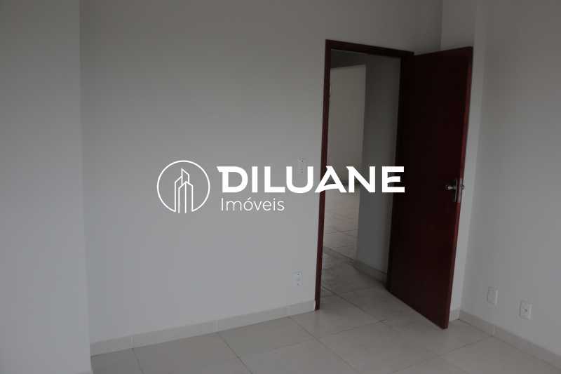 Apartamento à venda com 2 quartos, 79m² - Foto 20