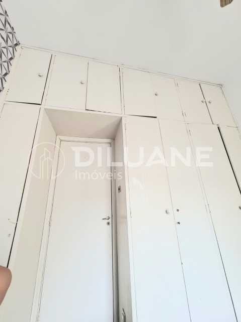 Apartamento à venda com 2 quartos, 43m² - Foto 18