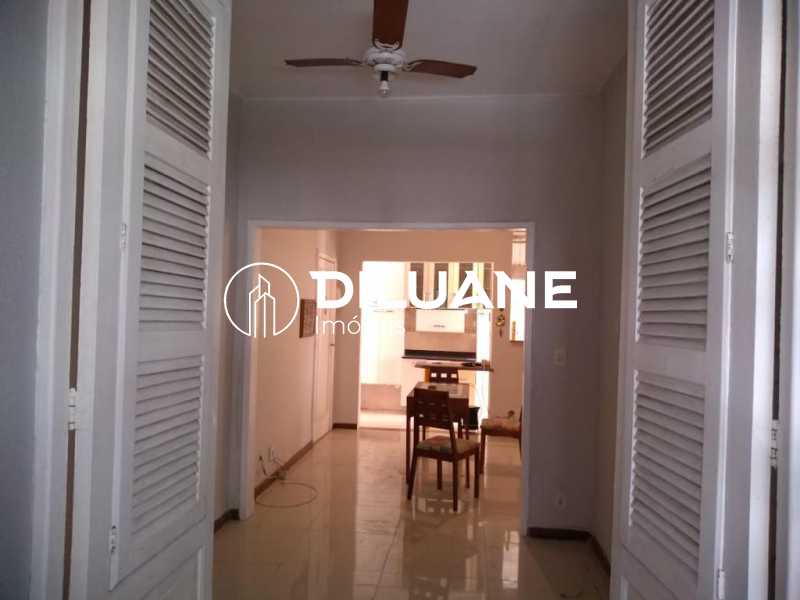 Apartamento à venda com 1 quarto, 75m² - Foto 12