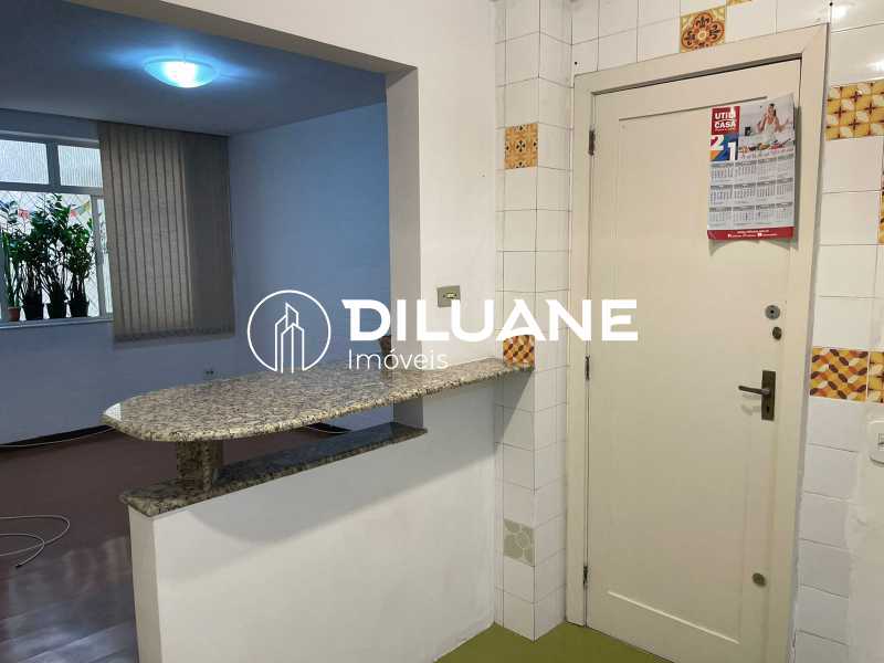 Apartamento à venda com 2 quartos, 60m² - Foto 19