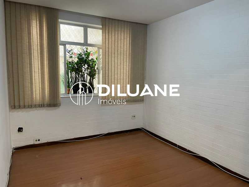 Apartamento à venda com 2 quartos, 60m² - Foto 3