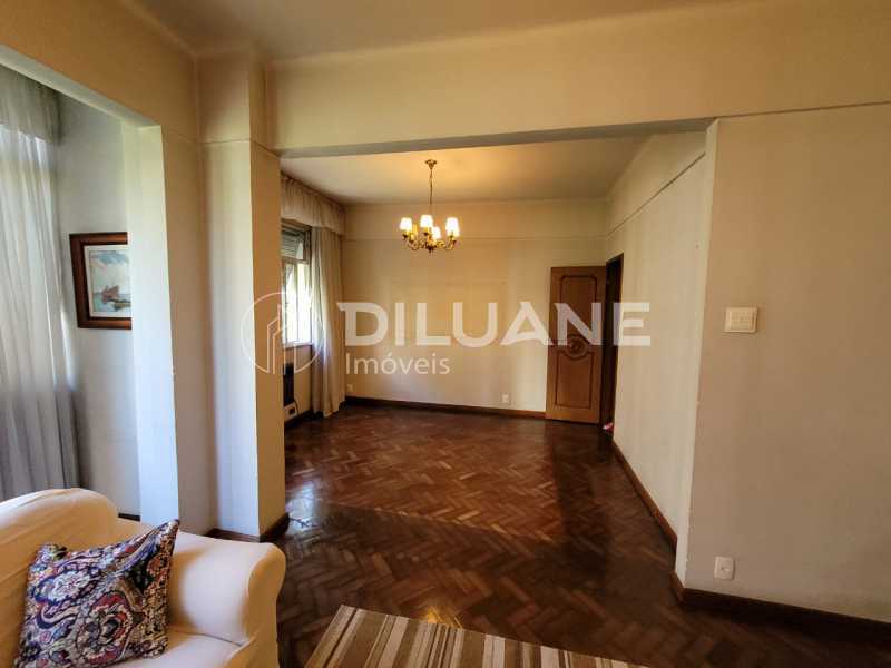 Apartamento à venda com 3 quartos, 132m² - Foto 13